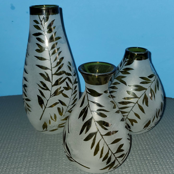 Vintage Lenox Frosted Green Botanical Glass Posy Vase Boho Decor Set of 3 - Picture 4 of 6